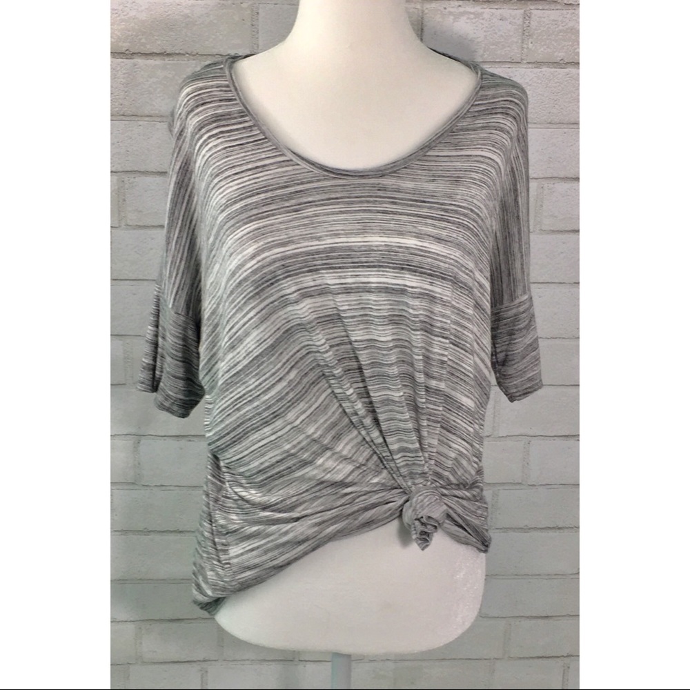 GAP Gray & White Oversized Striped Tee Size XS EUC - Picture 5 of 8